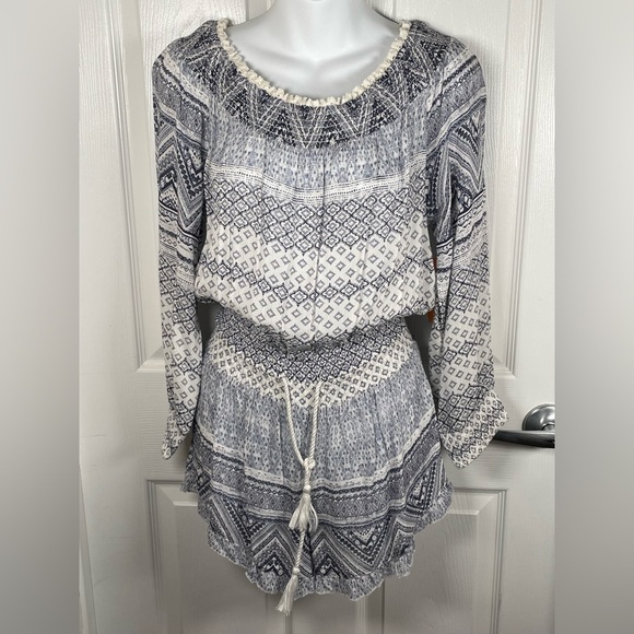 Rip Curl Blue and White Patterned Romper NWT Small - Picture 5 of 10